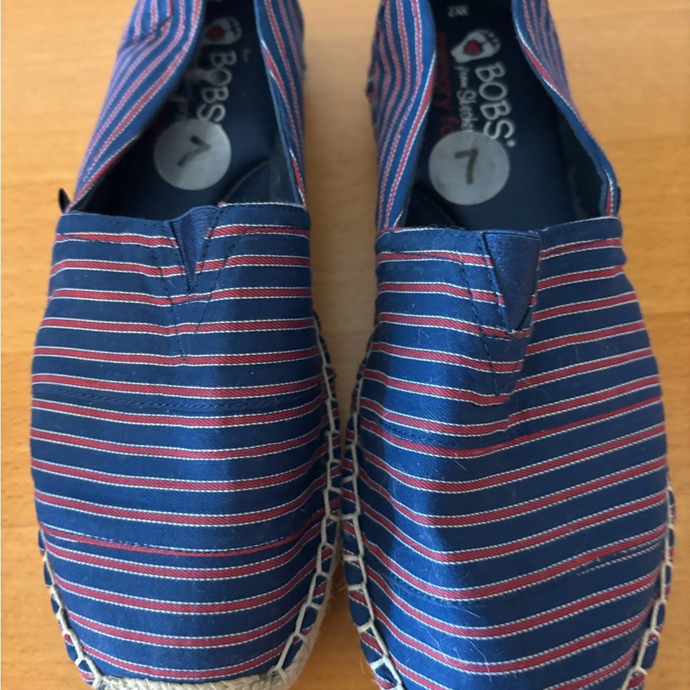 BOBS /Skechers Blue and Red Striped Slip-On Loafers with arch pillow